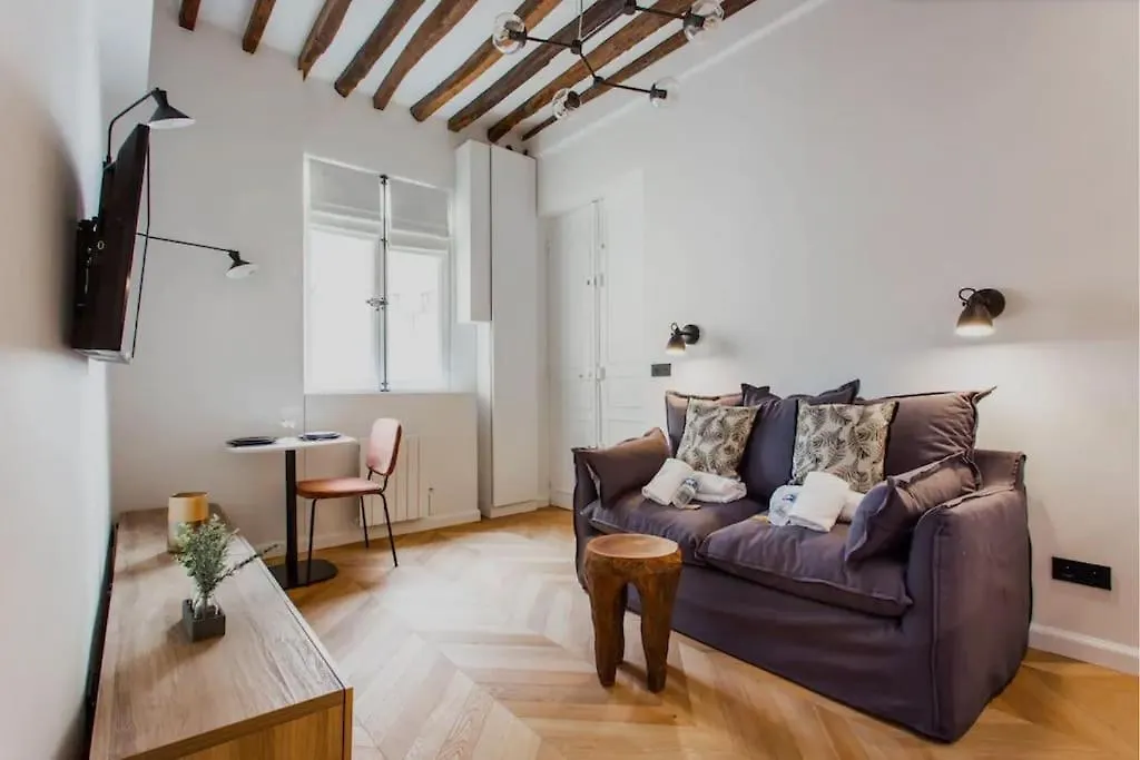 Central Studio Tronchet Paris